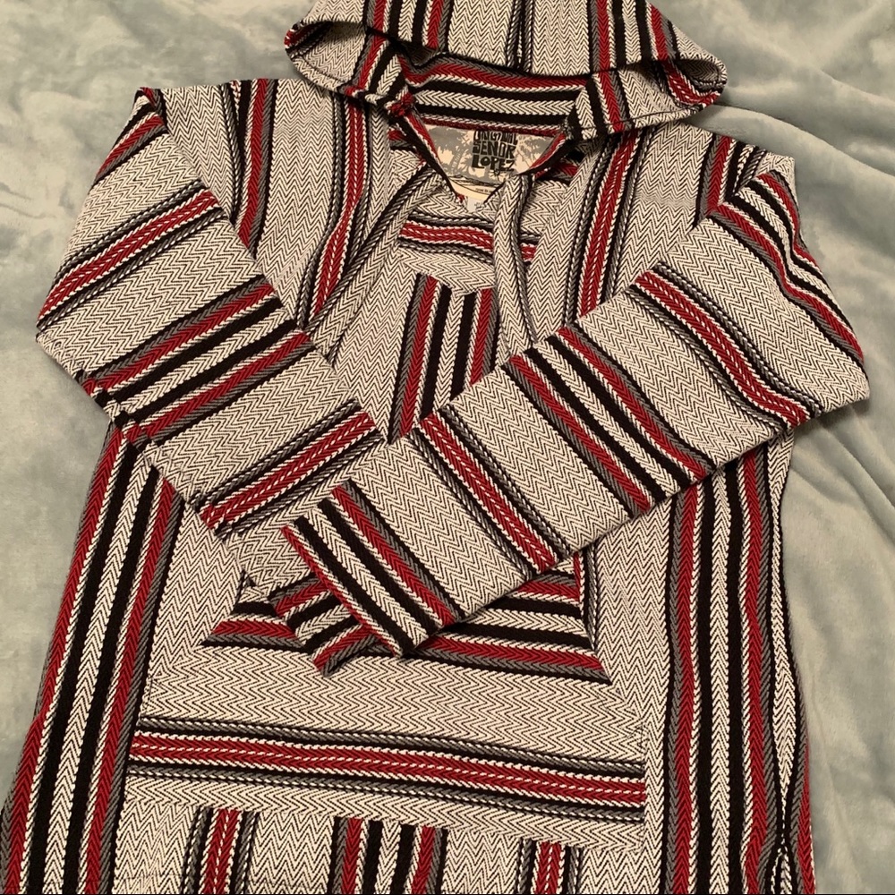 Men’s Large Aztec heavy pull over